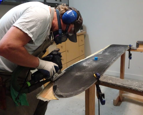 Shaping Franco snowboard