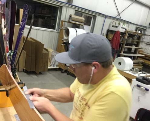 Shaping Franco snowboard